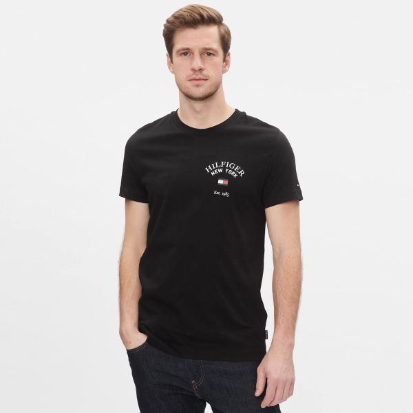 Tommy Hilfiger Arched Varsity T-shirt Zwart