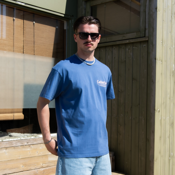 carhartt WIP Catalogue T-shirt Blauw