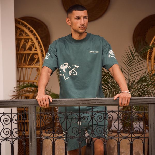 Croyez Initial Flower T-shirt Groen