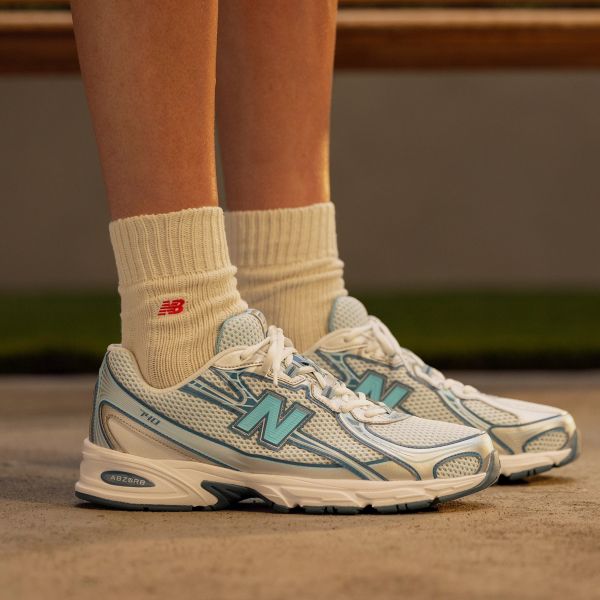 New Balance 740 Sneaker Blauw