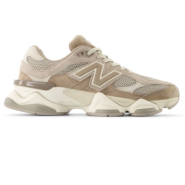 New Balance 9060 Sneaker Beige