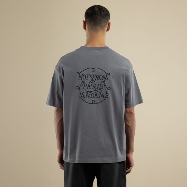 Drôle De Monsieur Slogan Tresses T-shirt Donker Blauw